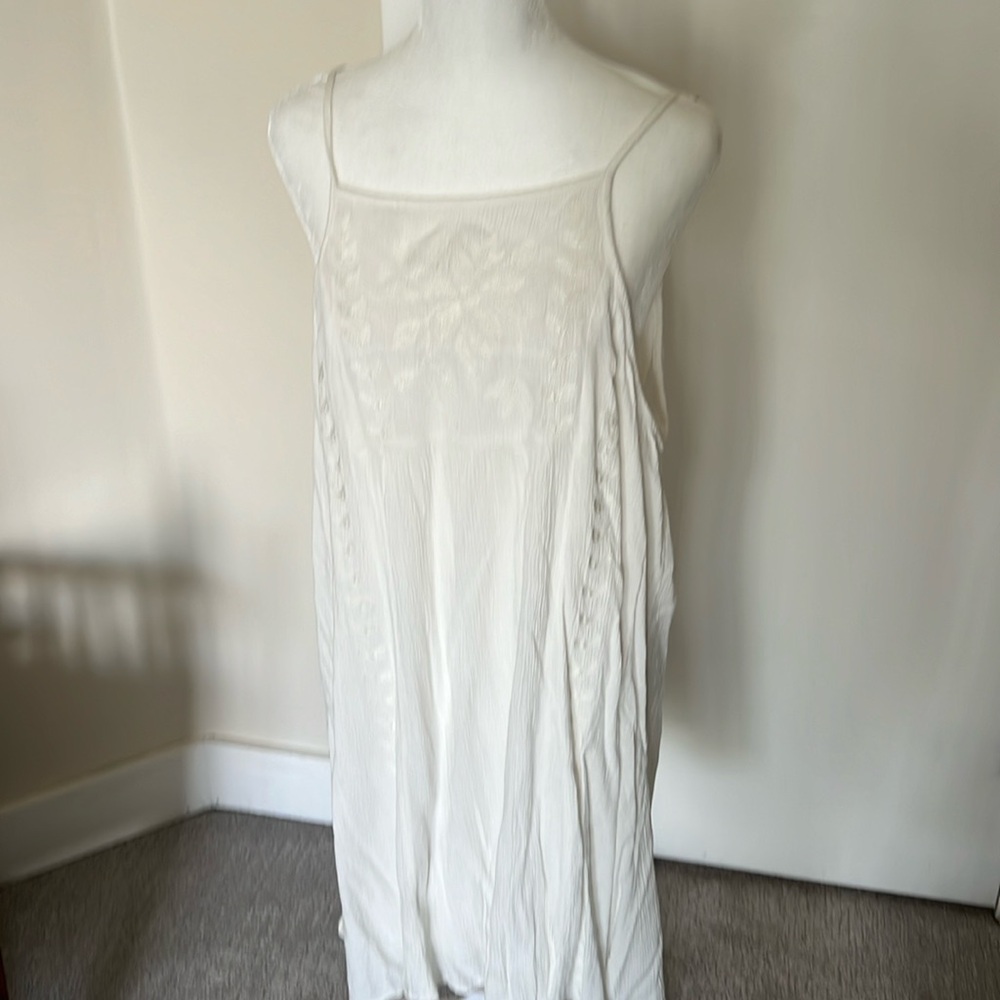 Size L adjustable strap lightweight sundress